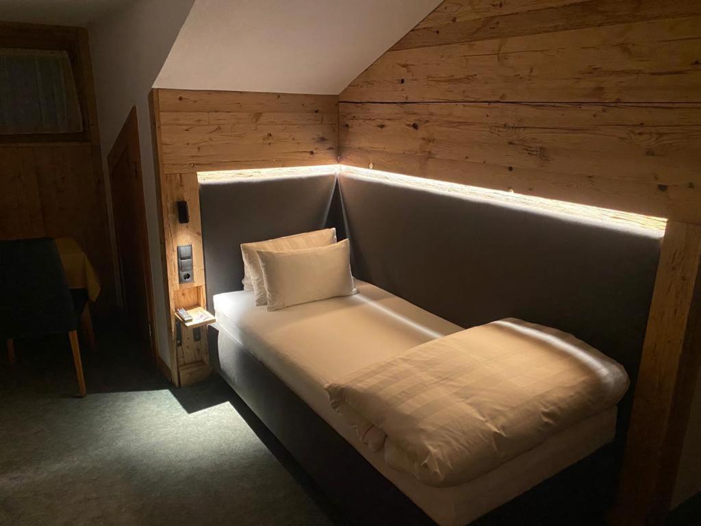 Fruehstueckspension Tuertscher Galtuer Luaran gambar